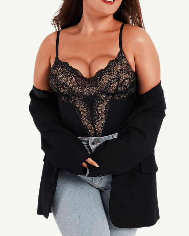 Novelia™ Elegant Sculpt – krajkové body s tanga strihom