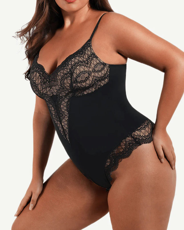 Novelia™ Elegant Sculpt – krajkové body s tanga strihom