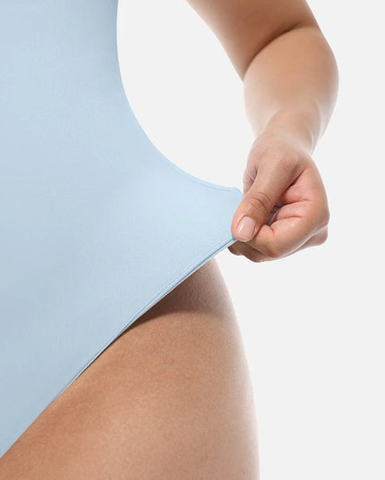 Novelia™ Sculpt – tvarujúce body so štvorcovým výstrihom a tanga strihom