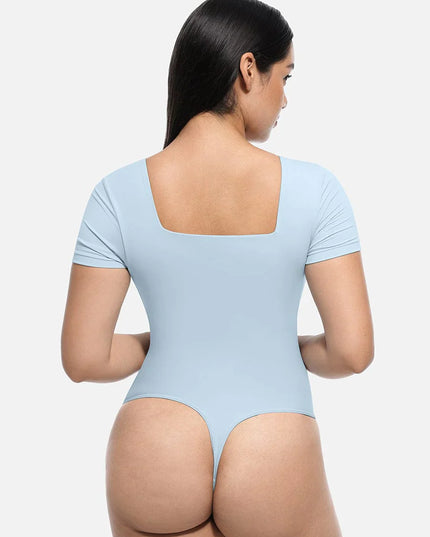 Novelia™ Sculpt – tvarujúce body so štvorcovým výstrihom a tanga strihom
